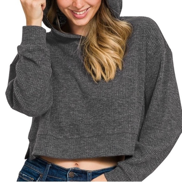 Zenana Outfitters Tops - Zenana Drop Shoulder Ribbed Crop Hoodie gray/black small